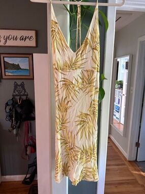 RIPCURL Cream & Yellow Palm-Print Slip Dress